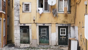 5 Reasons My Parents Escaped the Lower Class (and no, it’s not hard work)