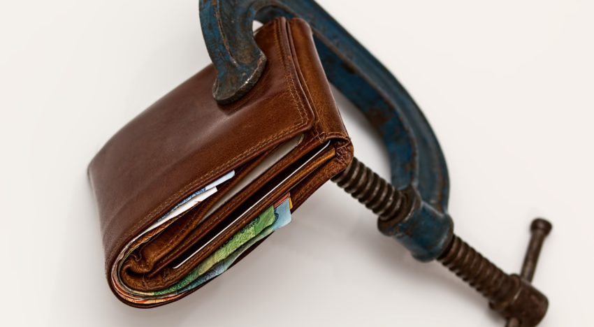 Unexpected Income Loss As a Contract Worker and How to Survive It